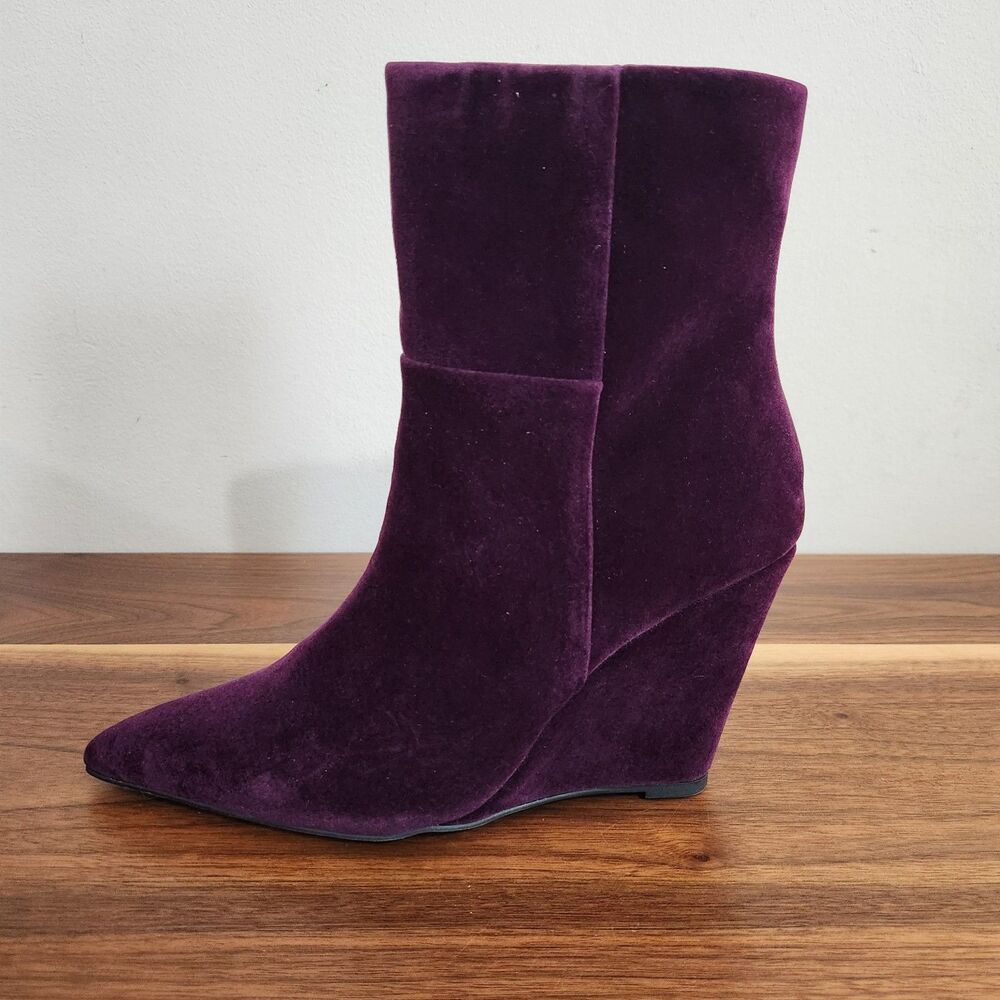 The Drop Gina Wedge Ankle Booties Purple Velvet Pointed Toe Zip Womens 9.5 - Picture 2 of 8